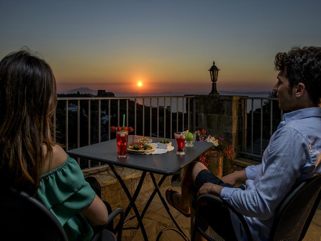Villa Carolina Sorrento Private Heated Pool And Sea View Villa *